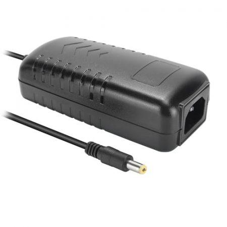 VSALIM5ADKICE_ VULTECH SECURITY ALIMENTATORE 12V 5A 5.5X2.5MM VERSIONE DESKTOP