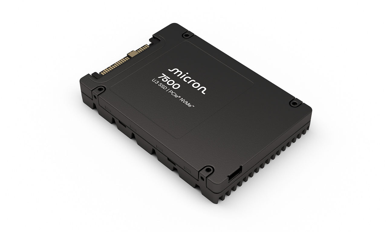 Micron MTFDKCC3T8TGP-1BK1DABYYR 7500 PRO SSD 3,84 TB U.3 PCIe 4.0 NVMe 3D TLC NAND colore Nero